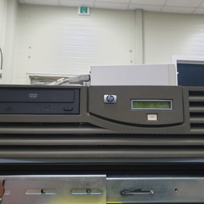 HP WORKSTATION b2600